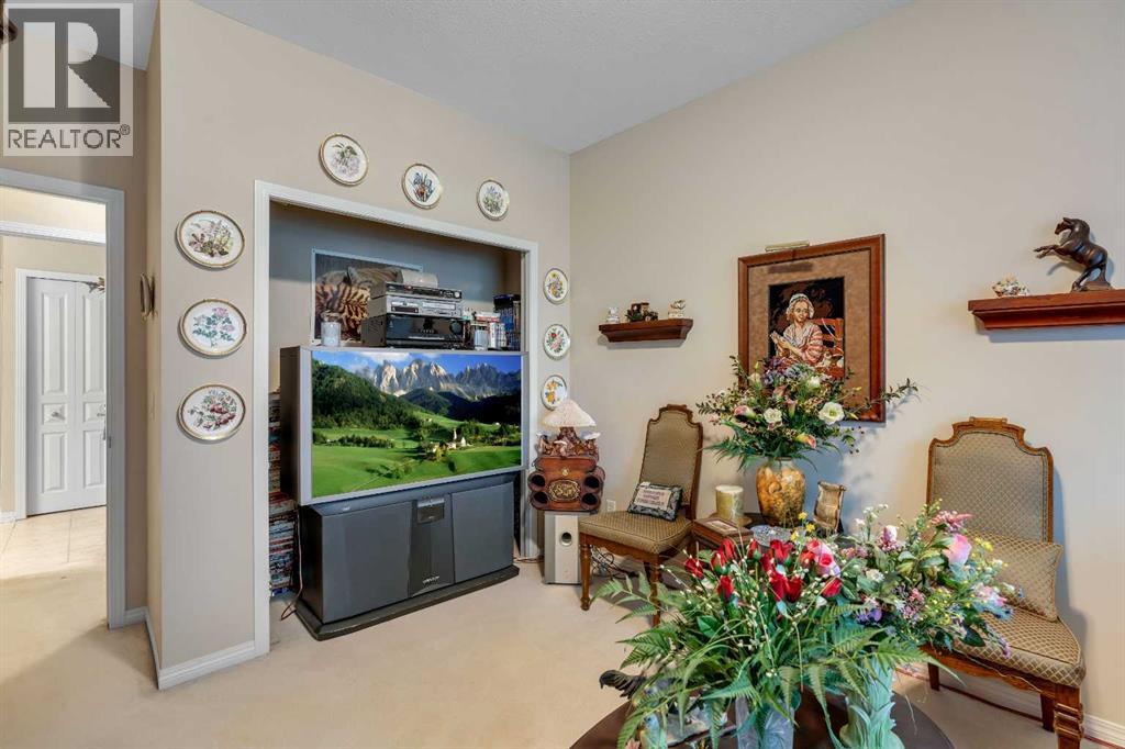 Single Family House for Sale in   Lake Fraser Court SE Lake Bonavista Calgary 