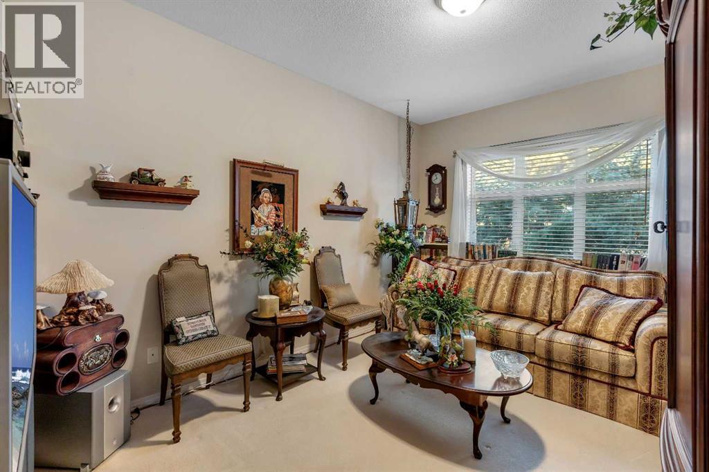 Single Family House for Sale in   Lake Fraser Court SE Lake Bonavista Calgary 