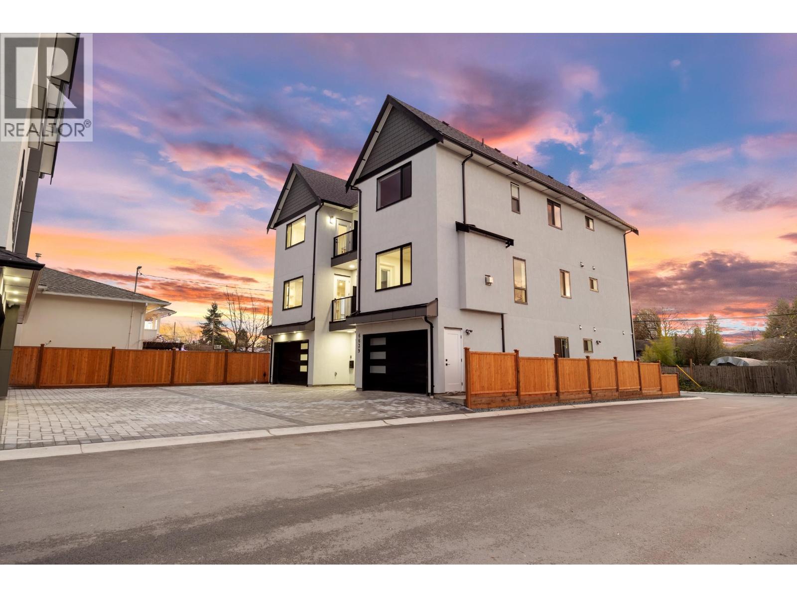 4 6639 ACACIA AVENUE, Burnaby