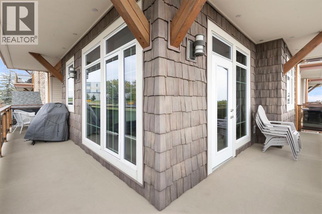 Single Family House for Sale in    Street NW North Haven Calgary 