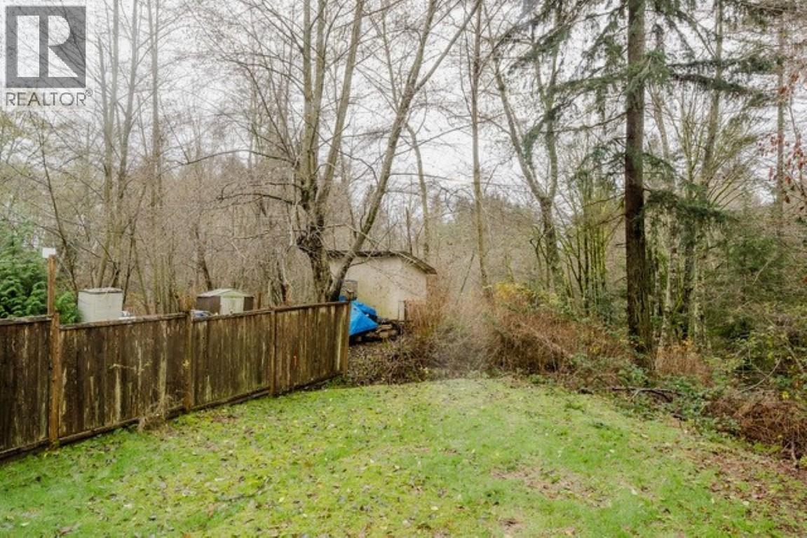 178 1413 SUNSHINE COAST HIGHWAY, Gibsons