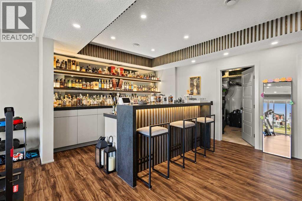 Single Family House for Sale in  Evansfield Manor NW Evanston Calgary 