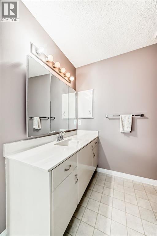 Single Family House for Sale in  Scenic Acres Terrace NW Scenic Acres Calgary 