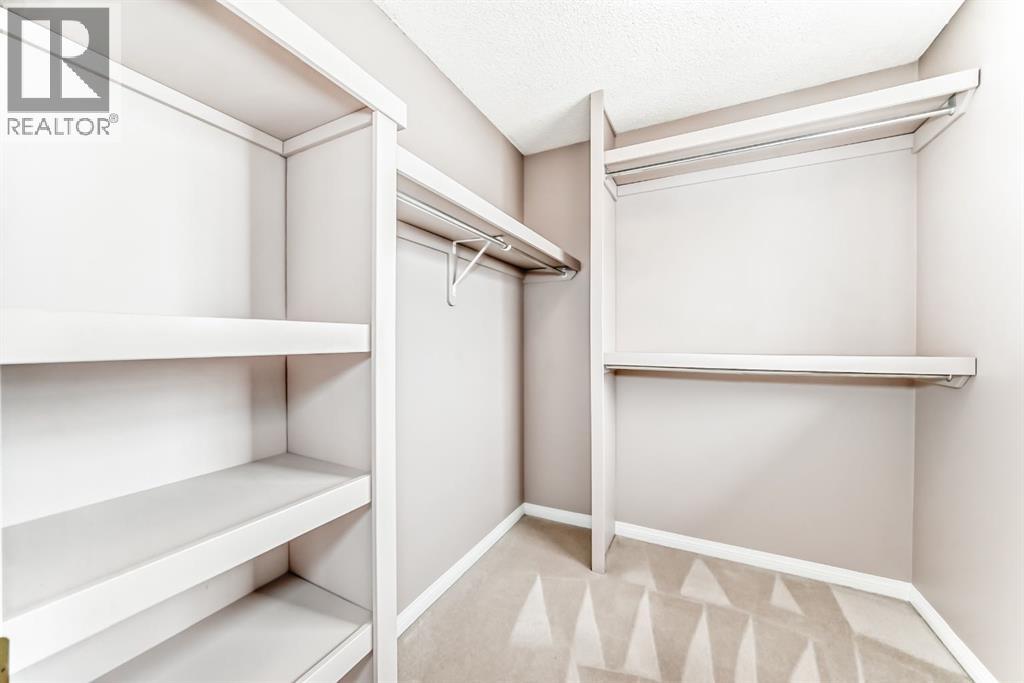 Single Family House for Sale in  Scenic Acres Terrace NW Scenic Acres Calgary 