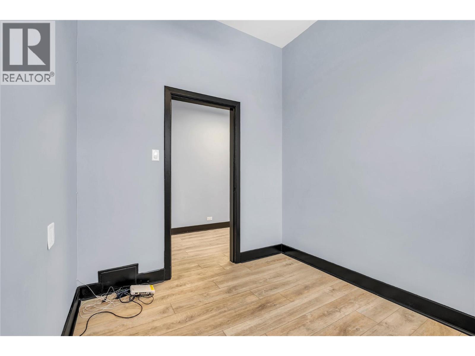 2 376 Main Street, Penticton