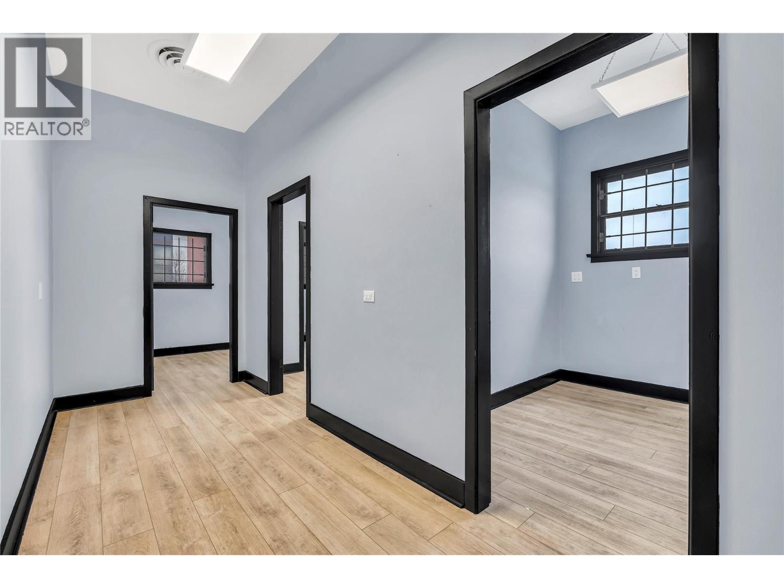 2 376 Main Street, Penticton