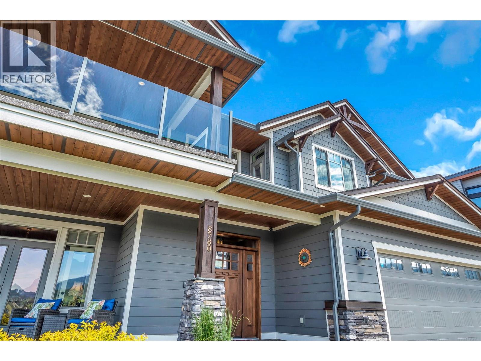 8780 Braeburn Drive, Coldstream