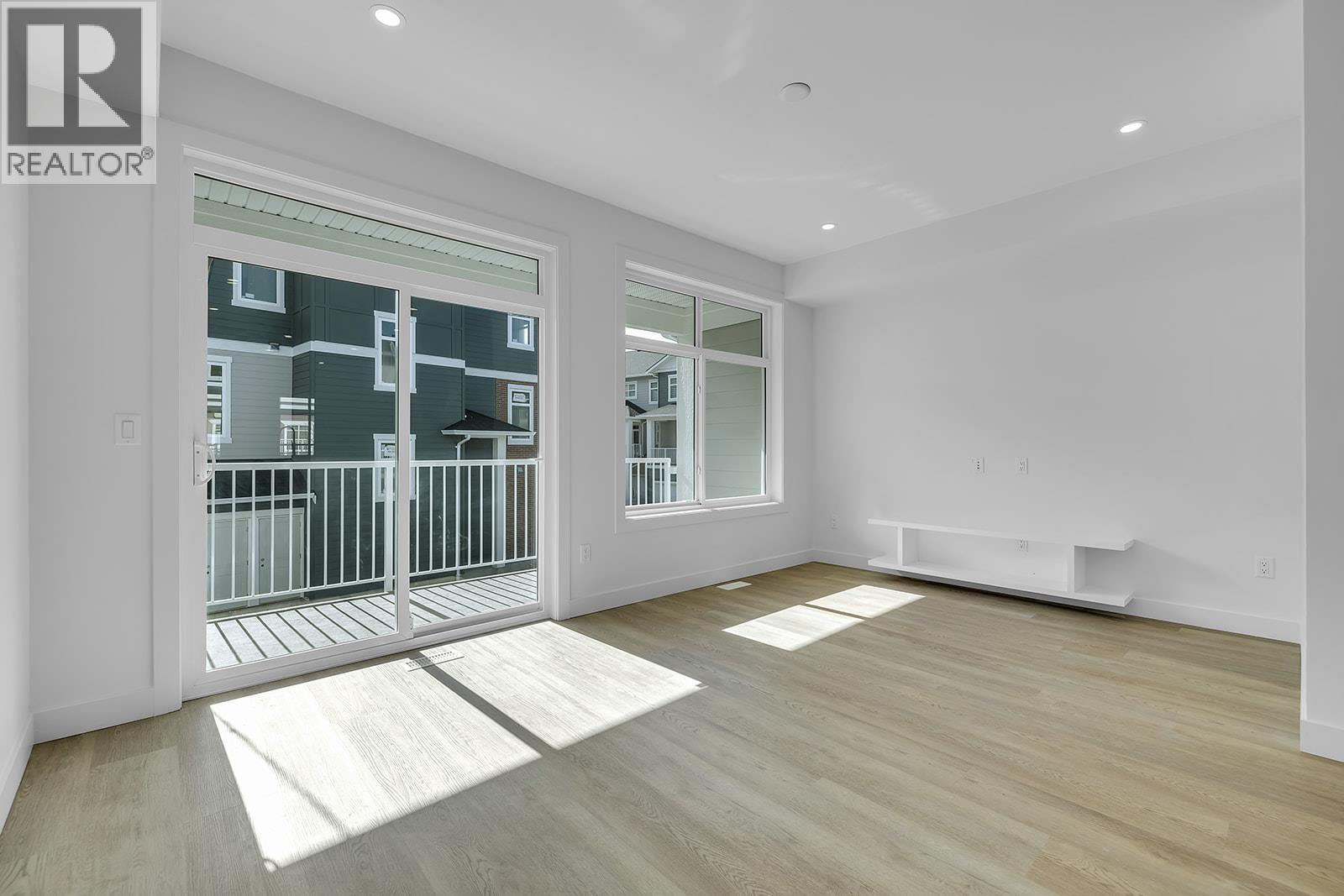 118 5300 Main Street, Kelowna