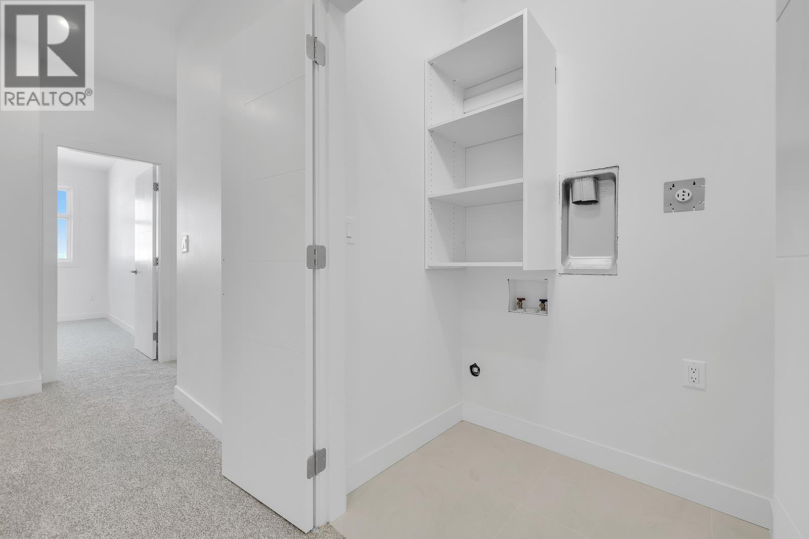 118 5300 Main Street, Kelowna