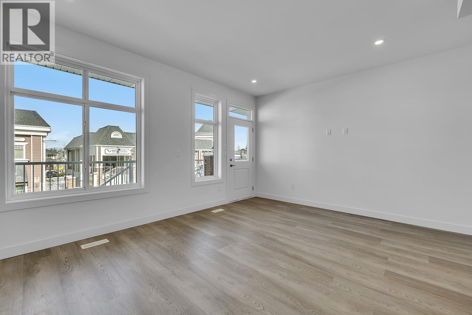 118 5300 Main Street, Kelowna