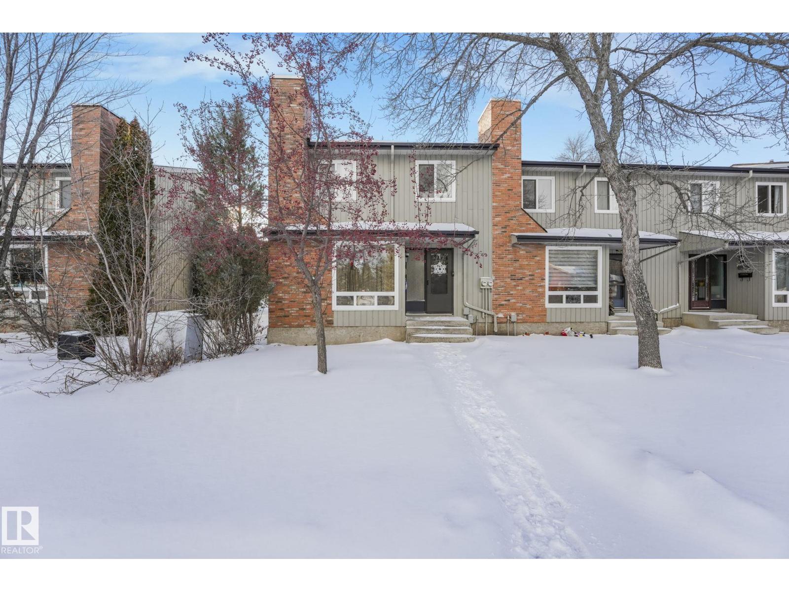 11811 32A AV NW, Edmonton