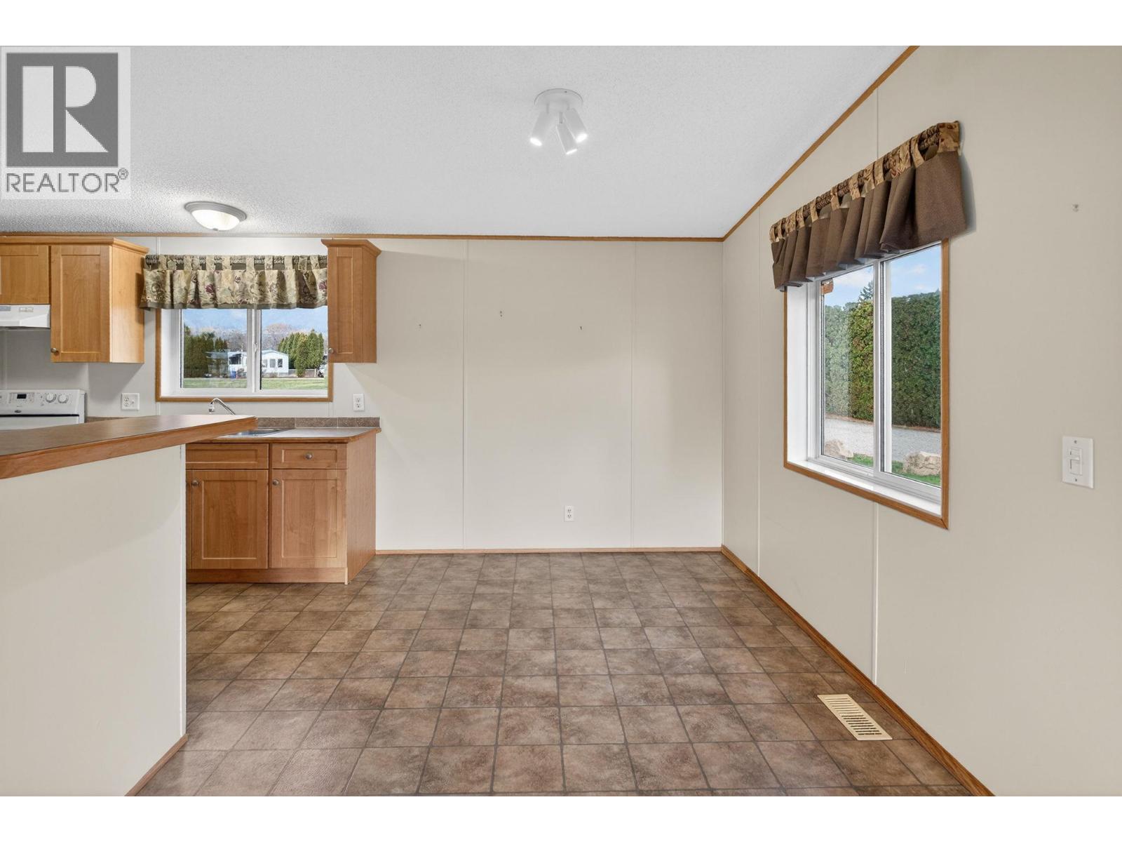 125 2035 Boucherie Road, Westbank