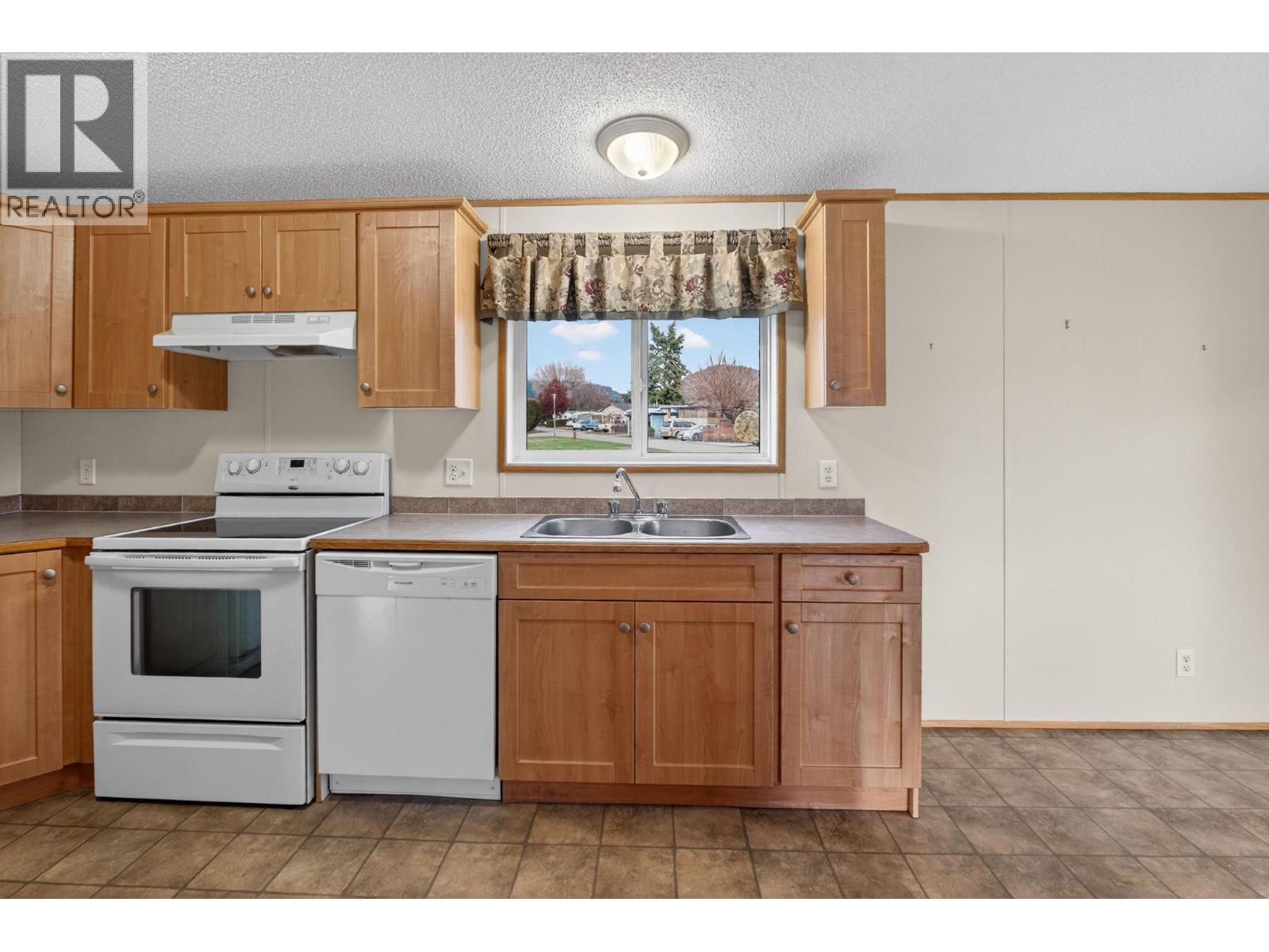 125 2035 Boucherie Road, Westbank