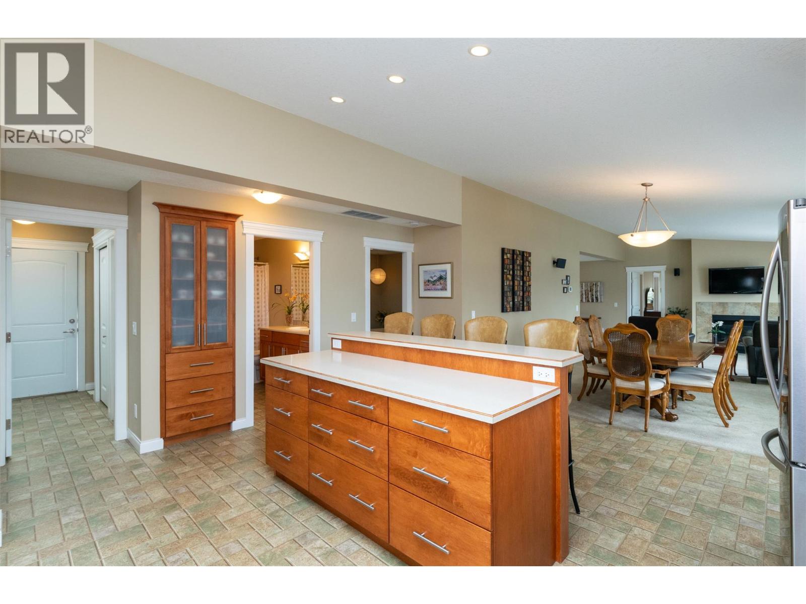 65 1510 Trans Canada Highway, Sorrento