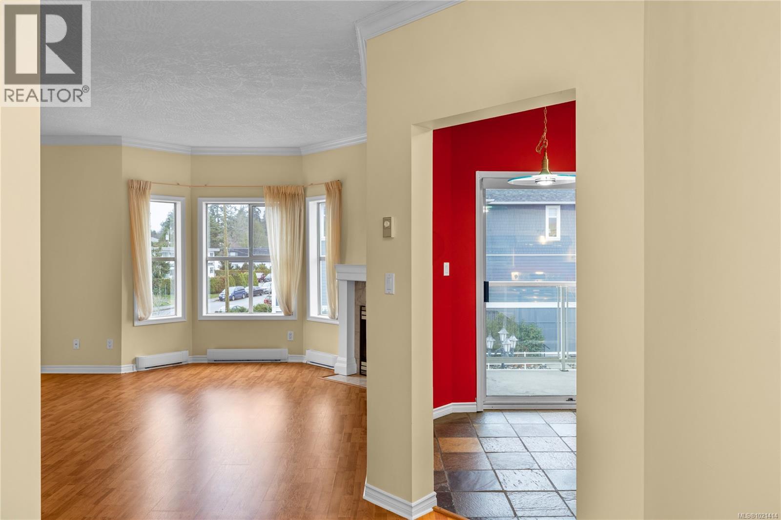 406 220 ISLAND Hwy W, Parksville