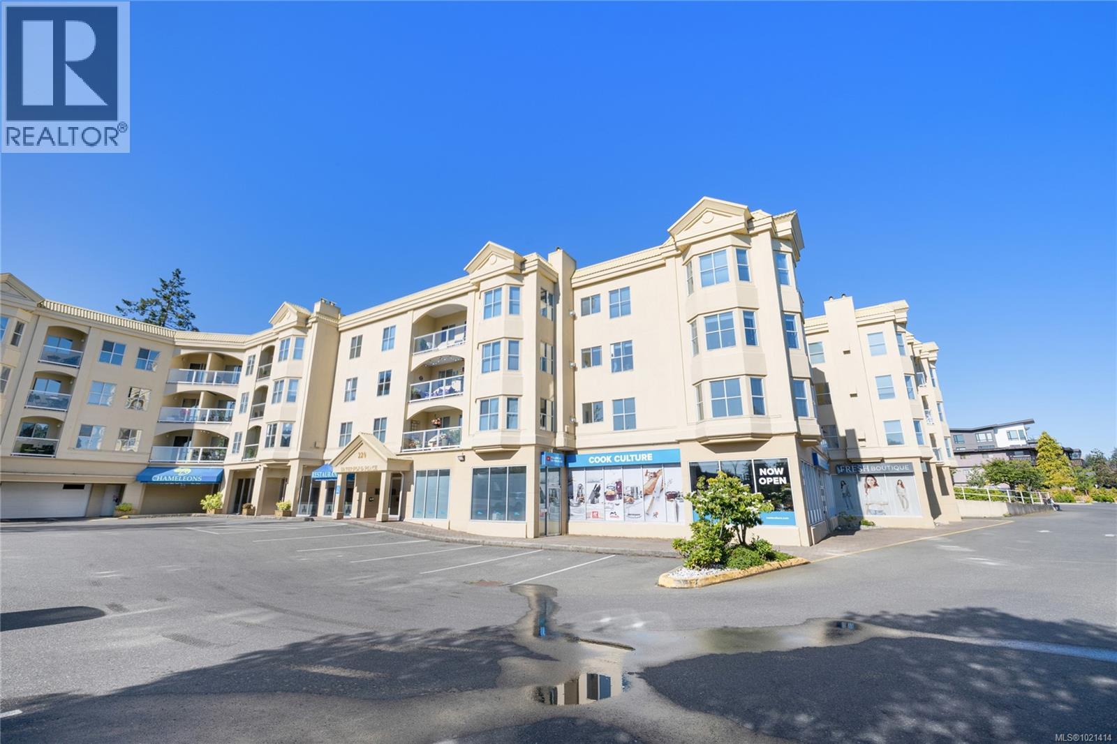 406 220 ISLAND Hwy W, Parksville