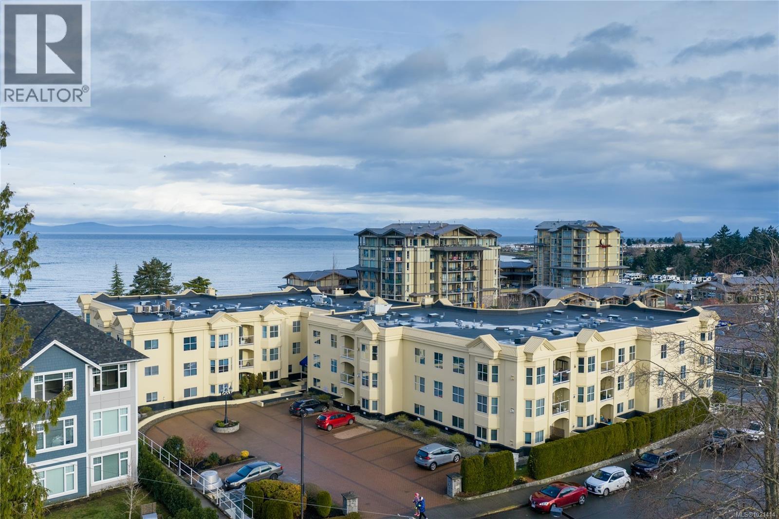 406 220 ISLAND Hwy W, Parksville