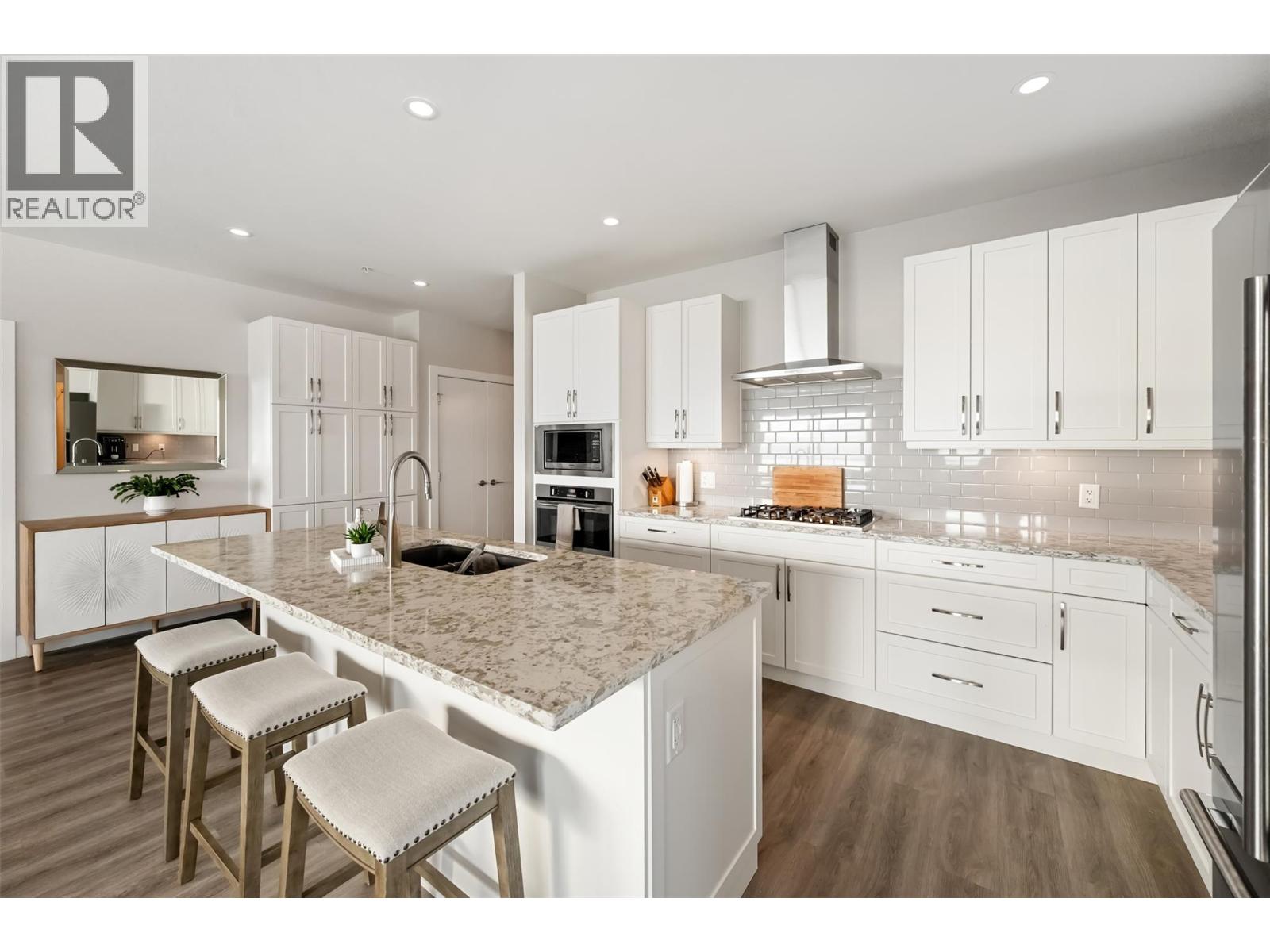 400 VISTA Park Unit# 421, Penticton