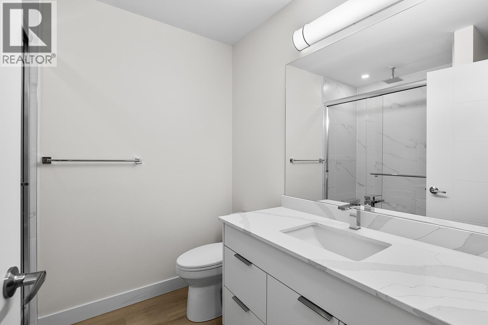 202 5300 Main Street, Kelowna