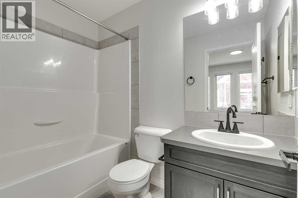 Single Family House for Sale in  Auburn Bay Square SE Auburn Bay Calgary 