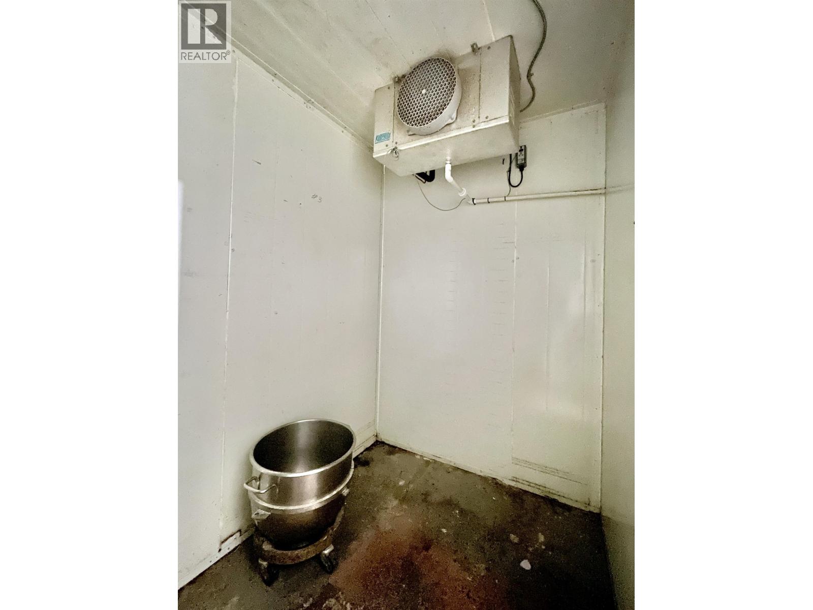 2 292 GOWER POINT ROAD, Gibsons