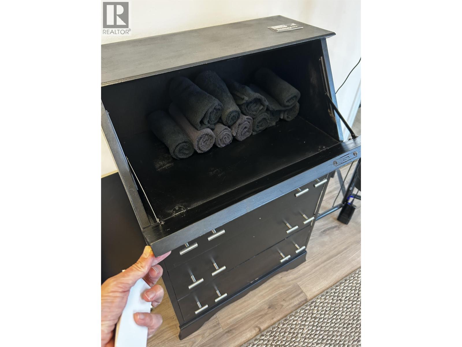 108 1161 SUNSHINE COAST HIGHWAY, Gibsons