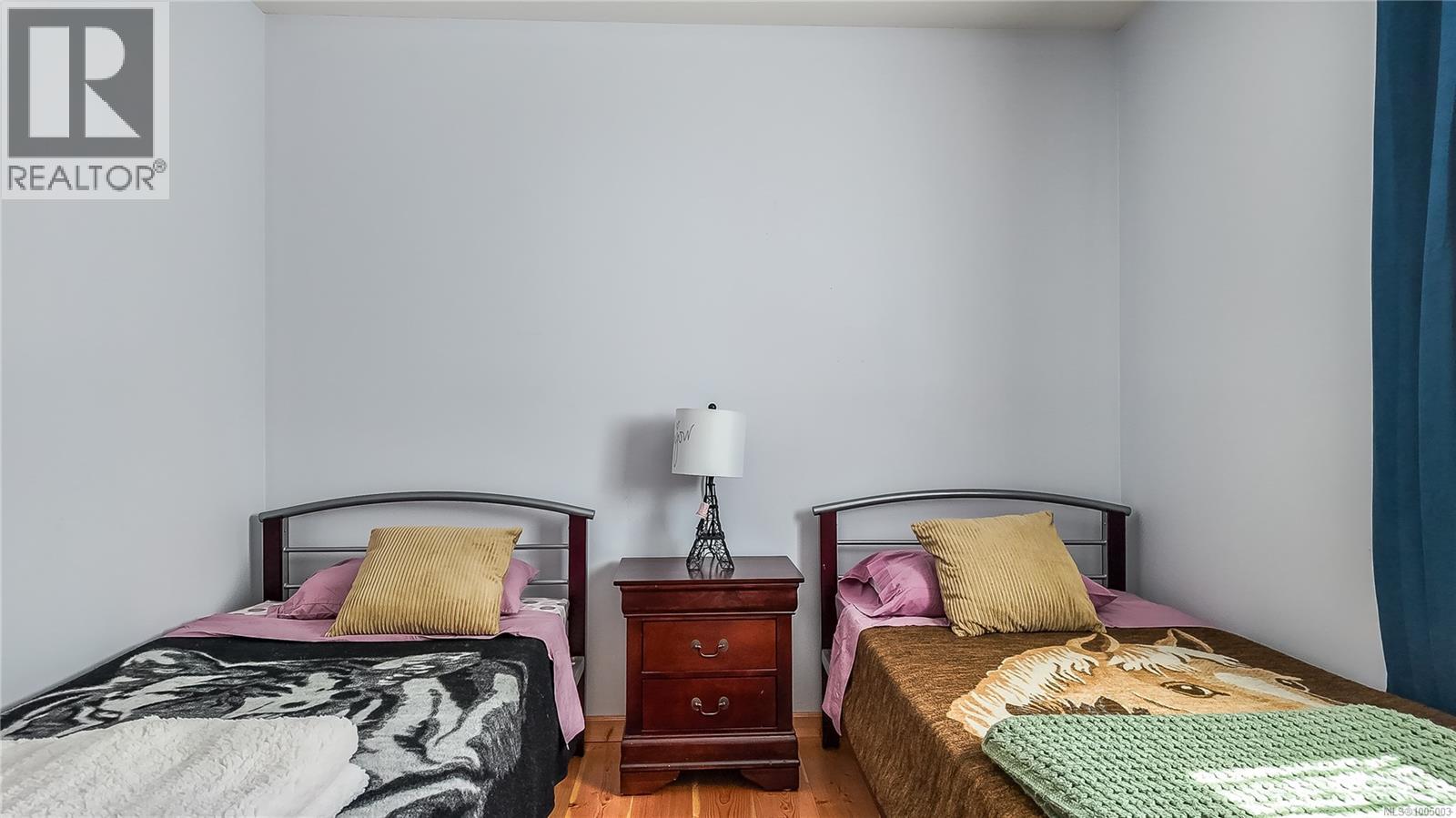 601 Azalea Pl - 22