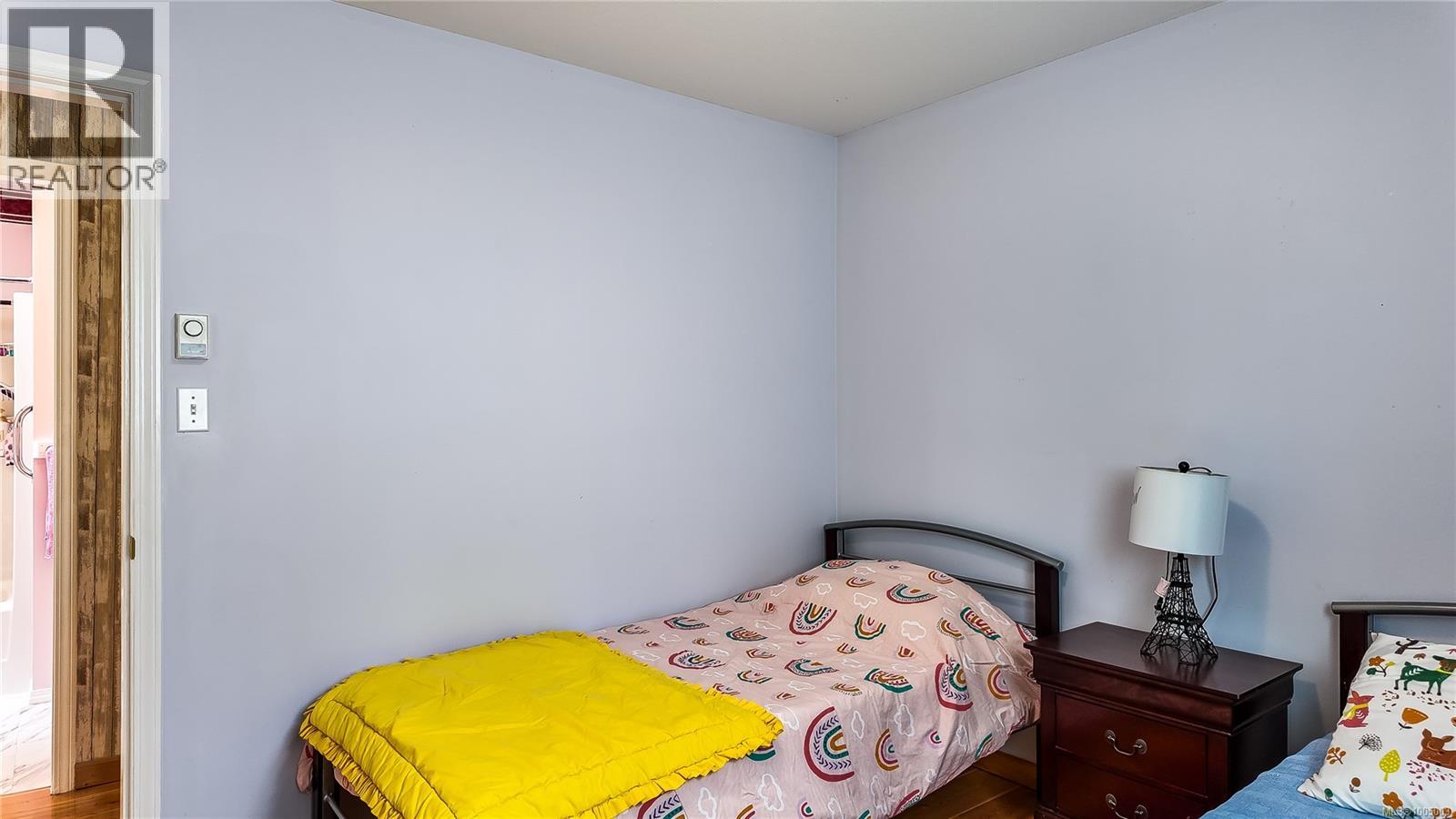601 Azalea Pl - 24