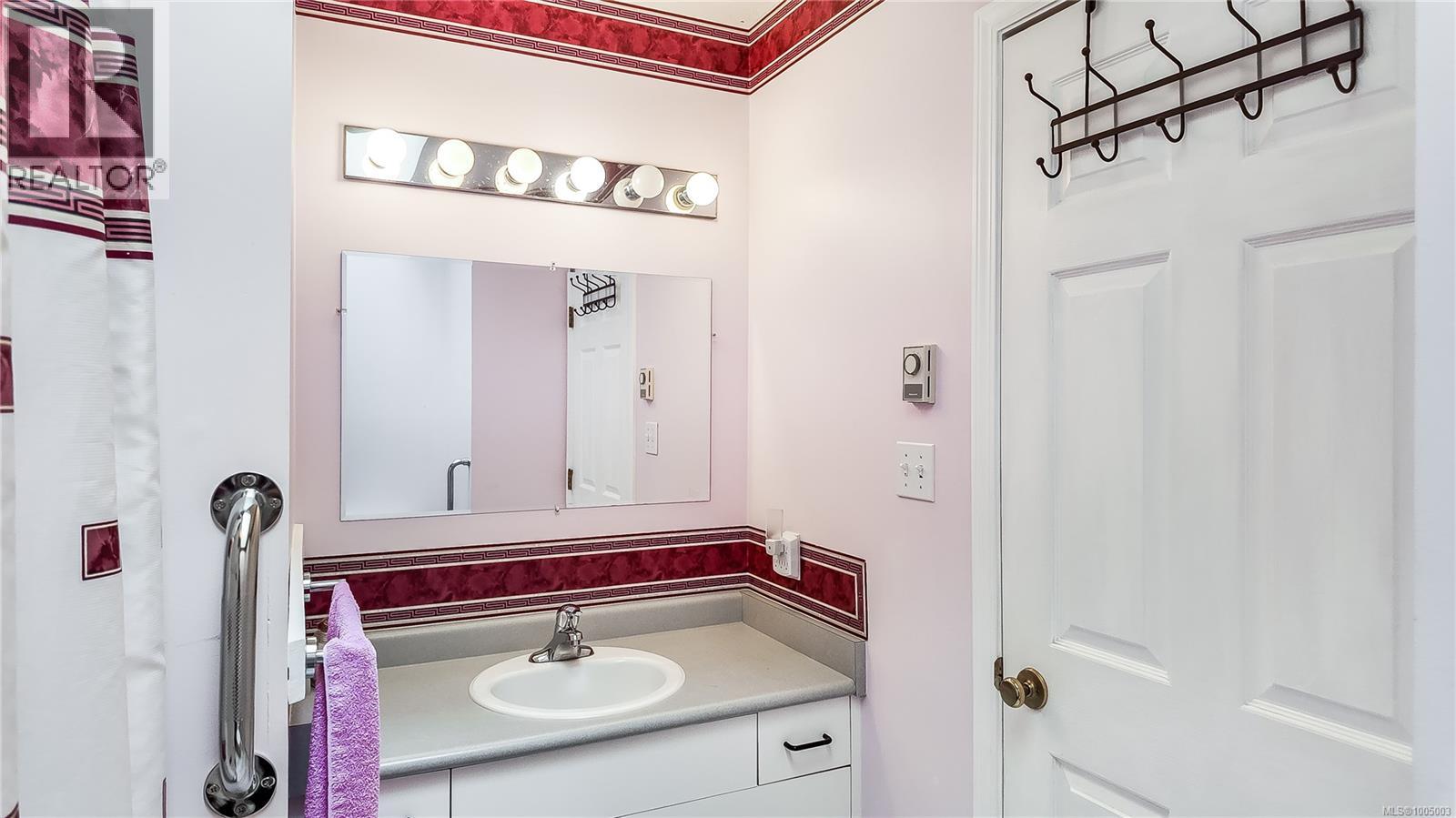 601 Azalea Pl - 45