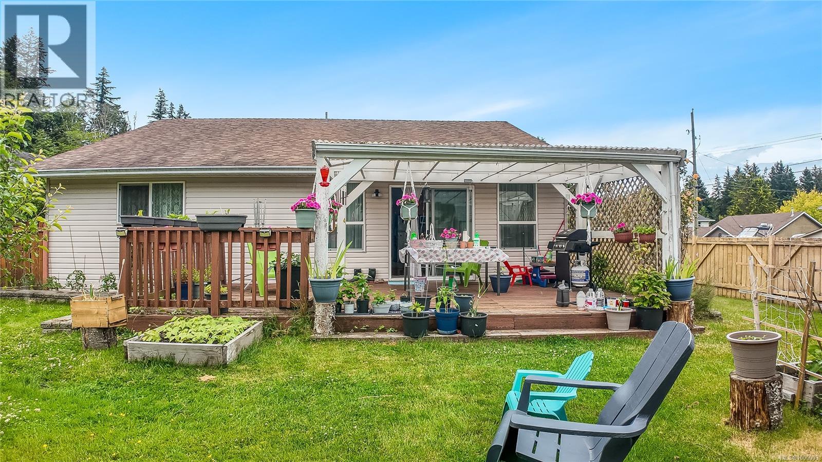 601 Azalea Pl, Campbell River