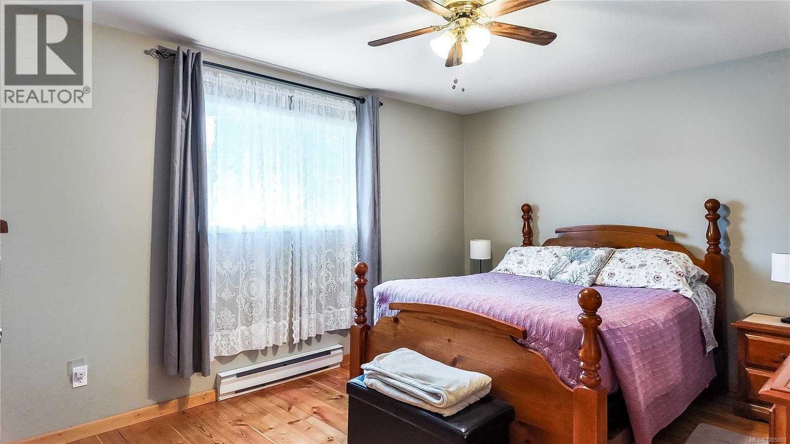 601 Azalea Pl, Campbell River