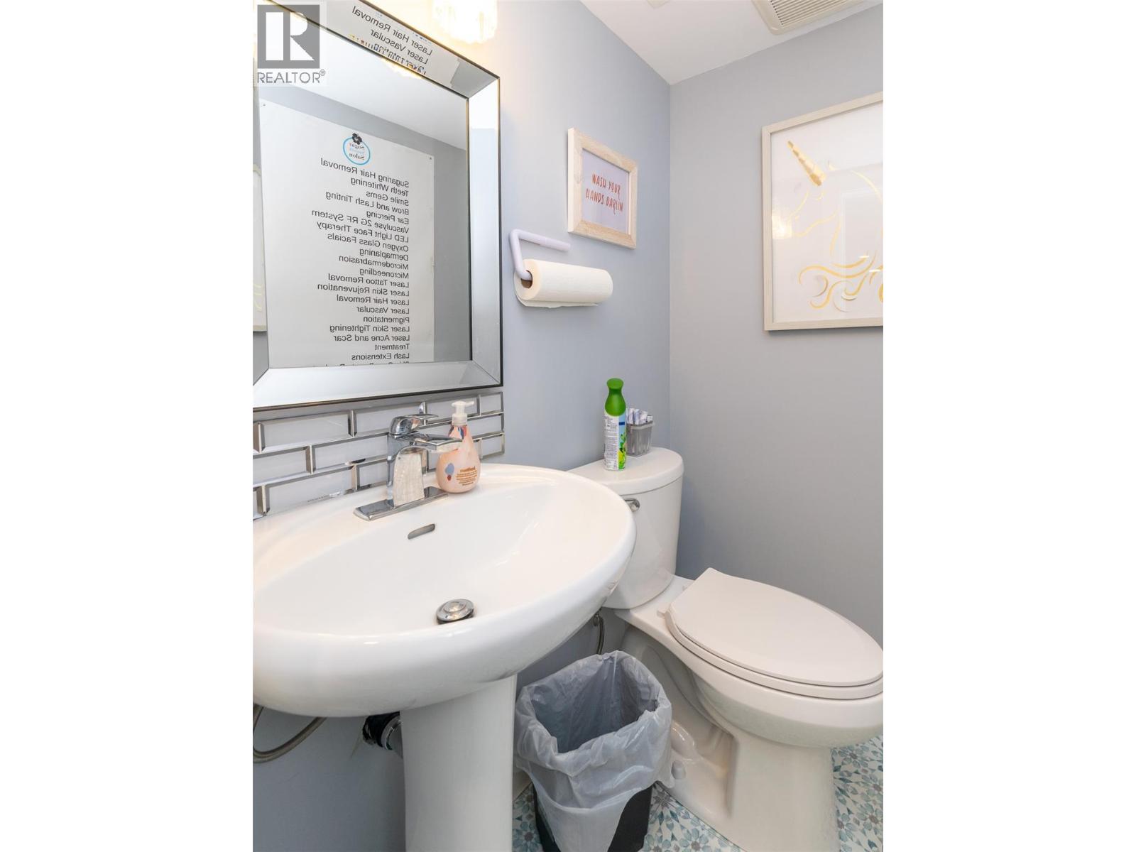  261 Alexander Street Northeast, Salmon Arm