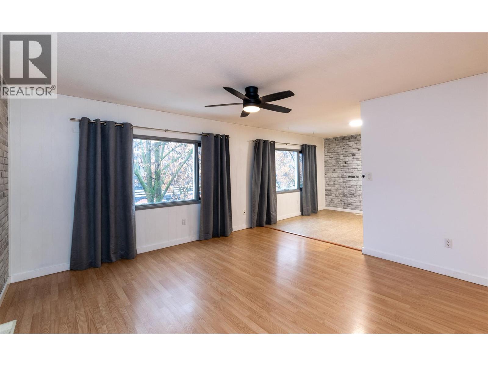  261 Alexander Street Northeast, Salmon Arm