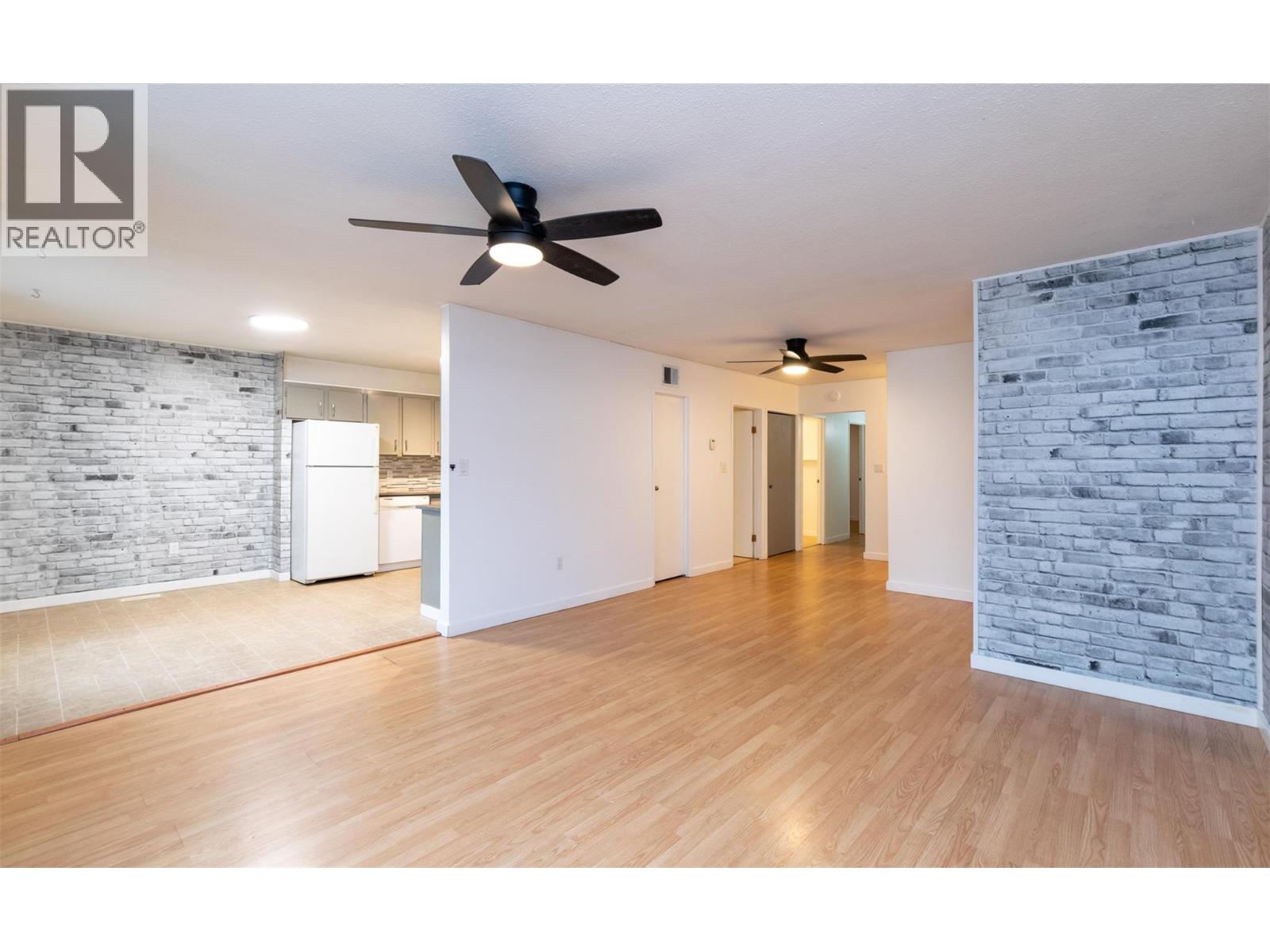  261 Alexander Street Northeast, Salmon Arm