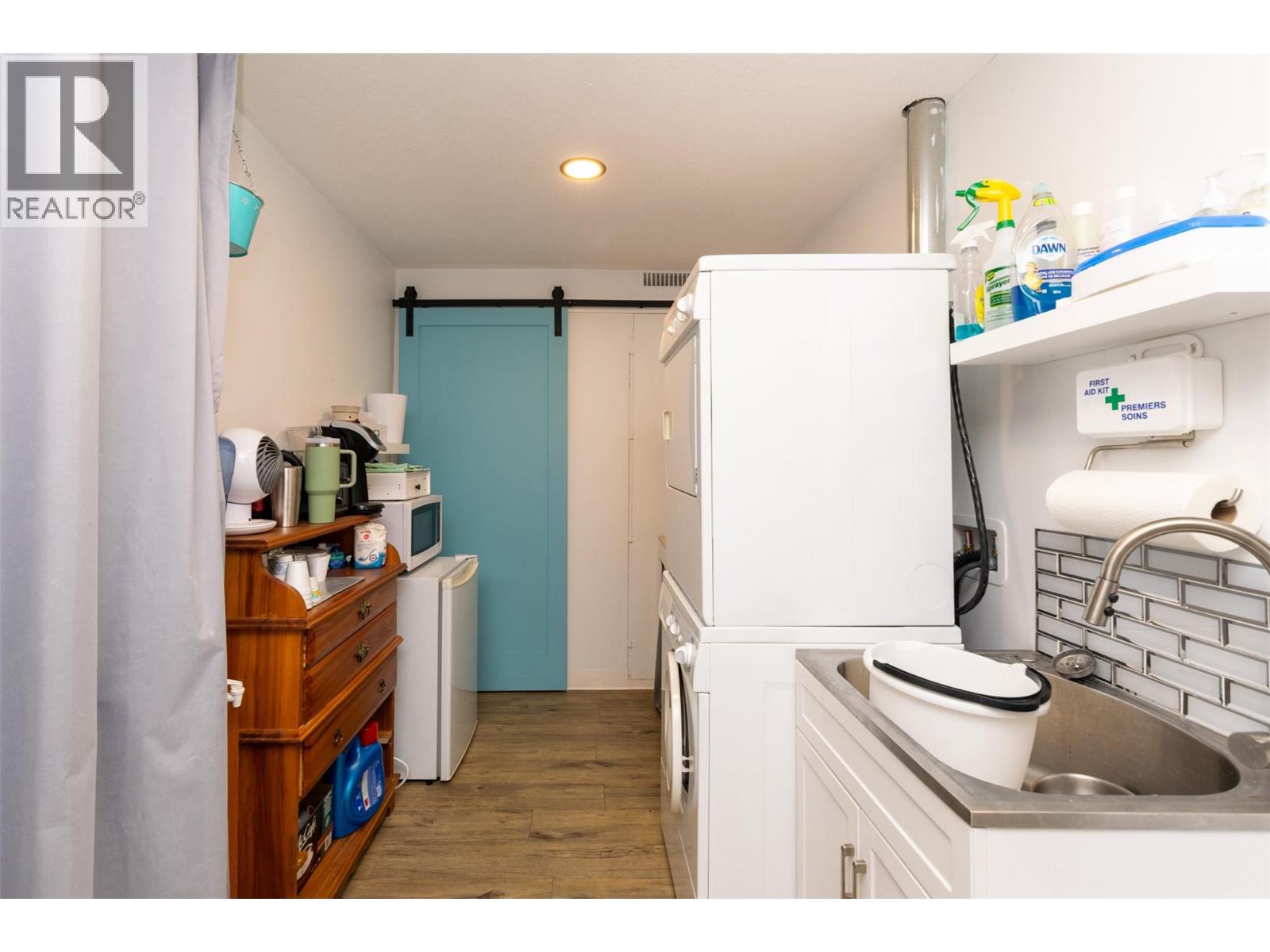  261 Alexander Street Northeast, Salmon Arm