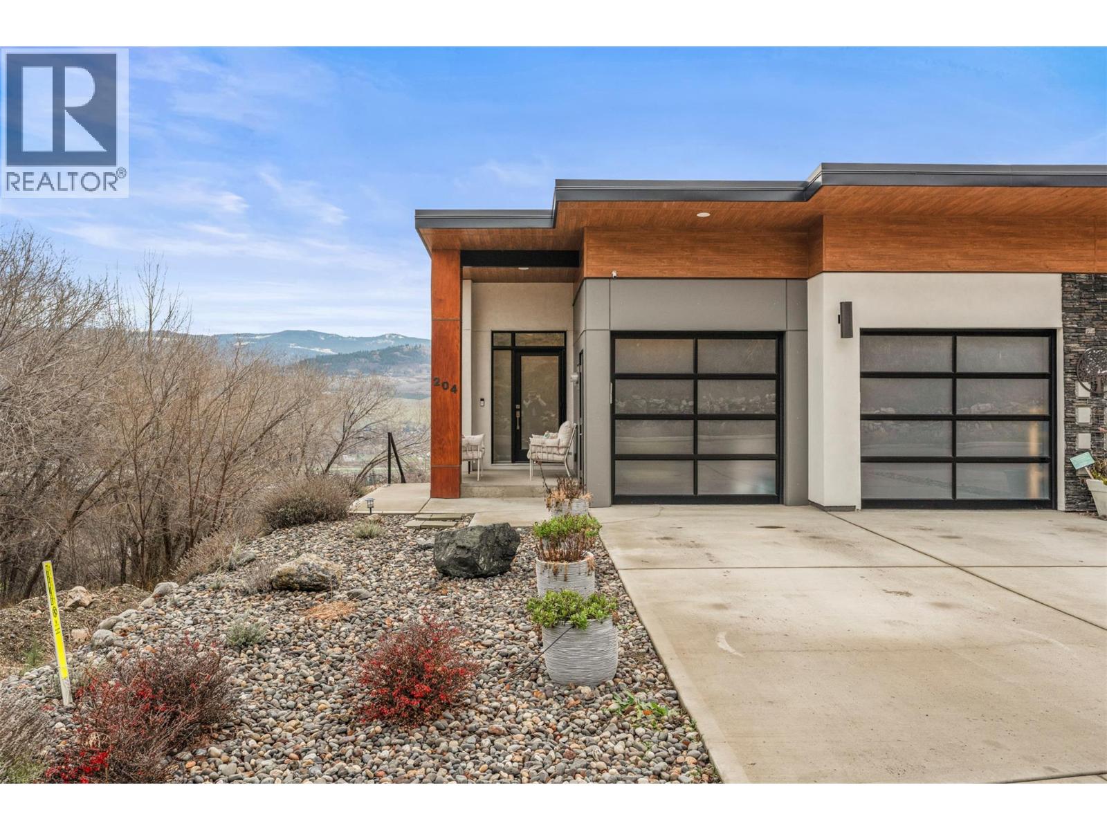  204 Vineyard Way, Vernon