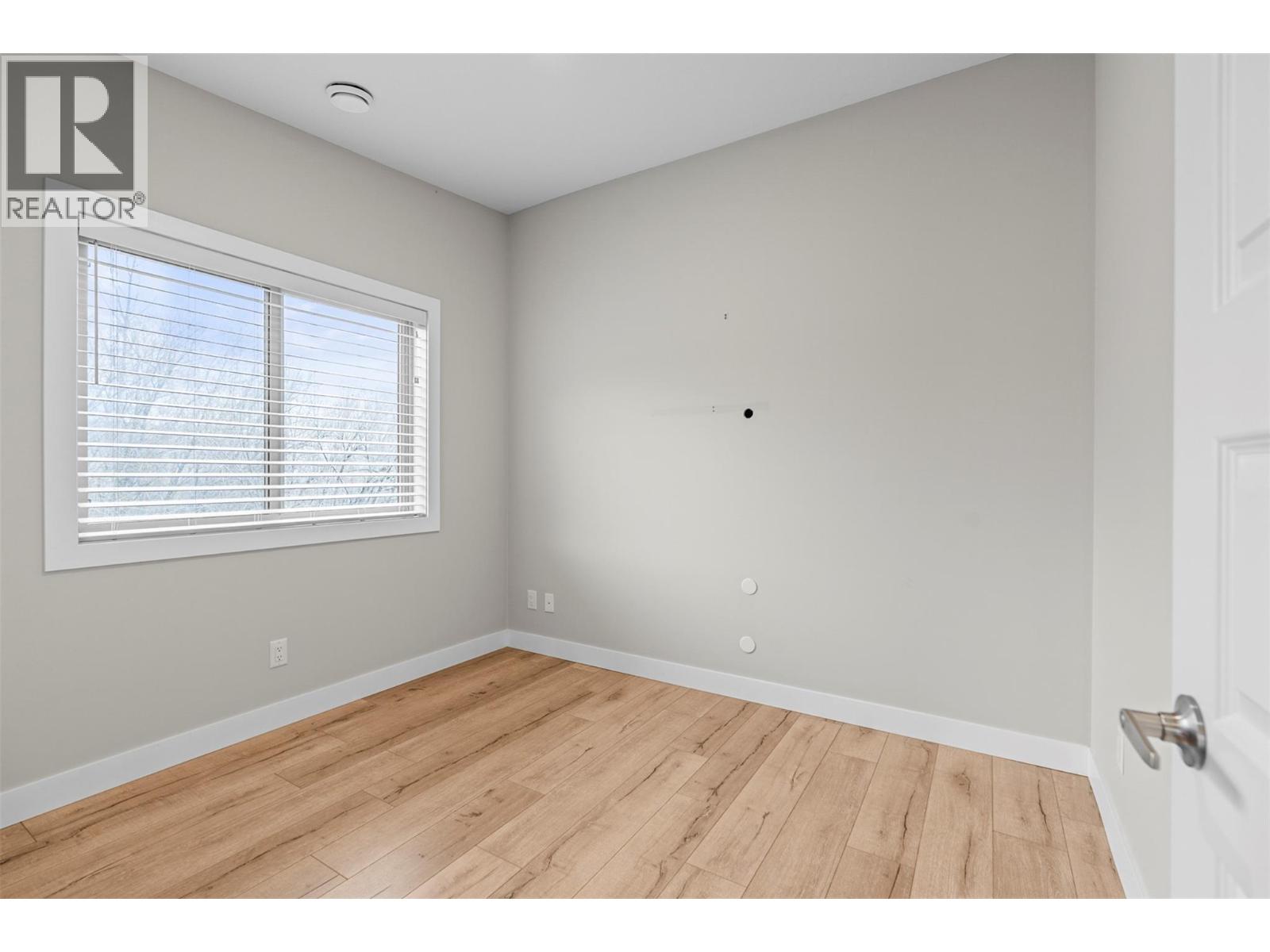  204 Vineyard Way, Vernon