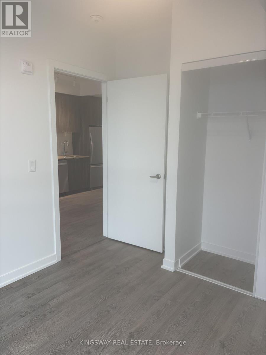 502 - 720 WHITLOCK AVENUE - Photo 4 of 17, Milton (CB Cobban), Ontario