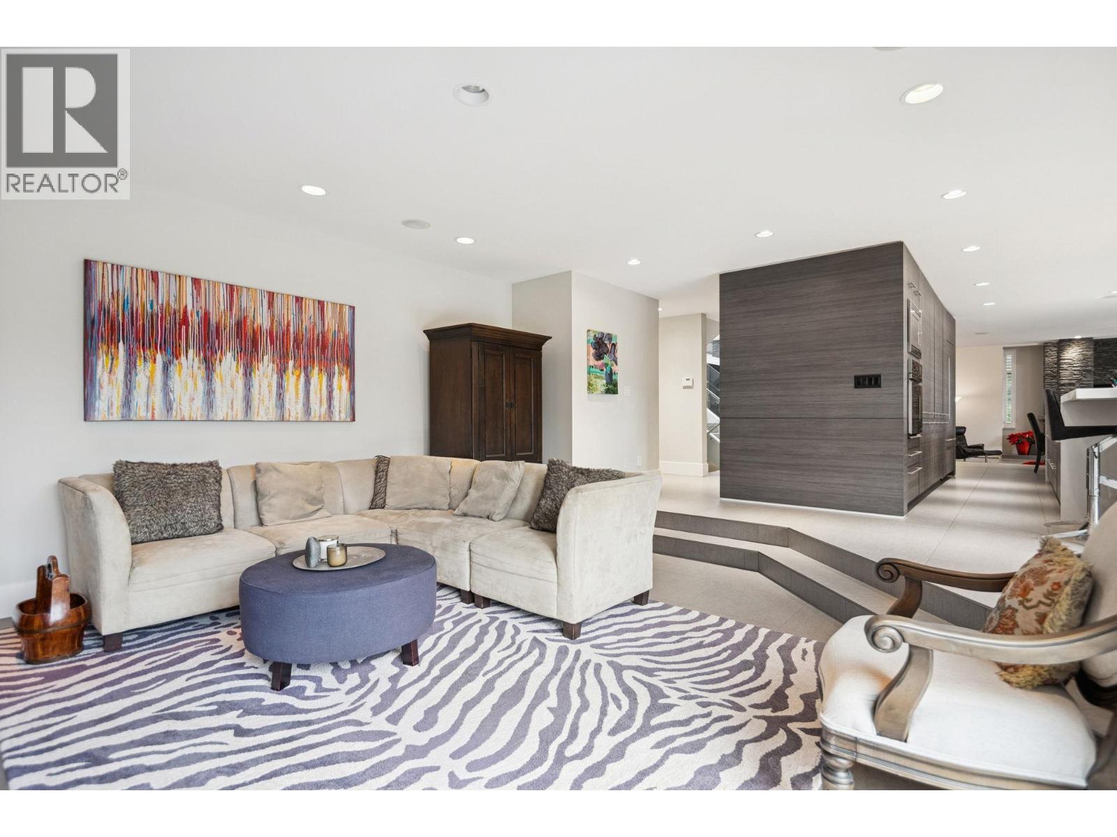 4828 NORTHWOOD PLACE, West Vancouver