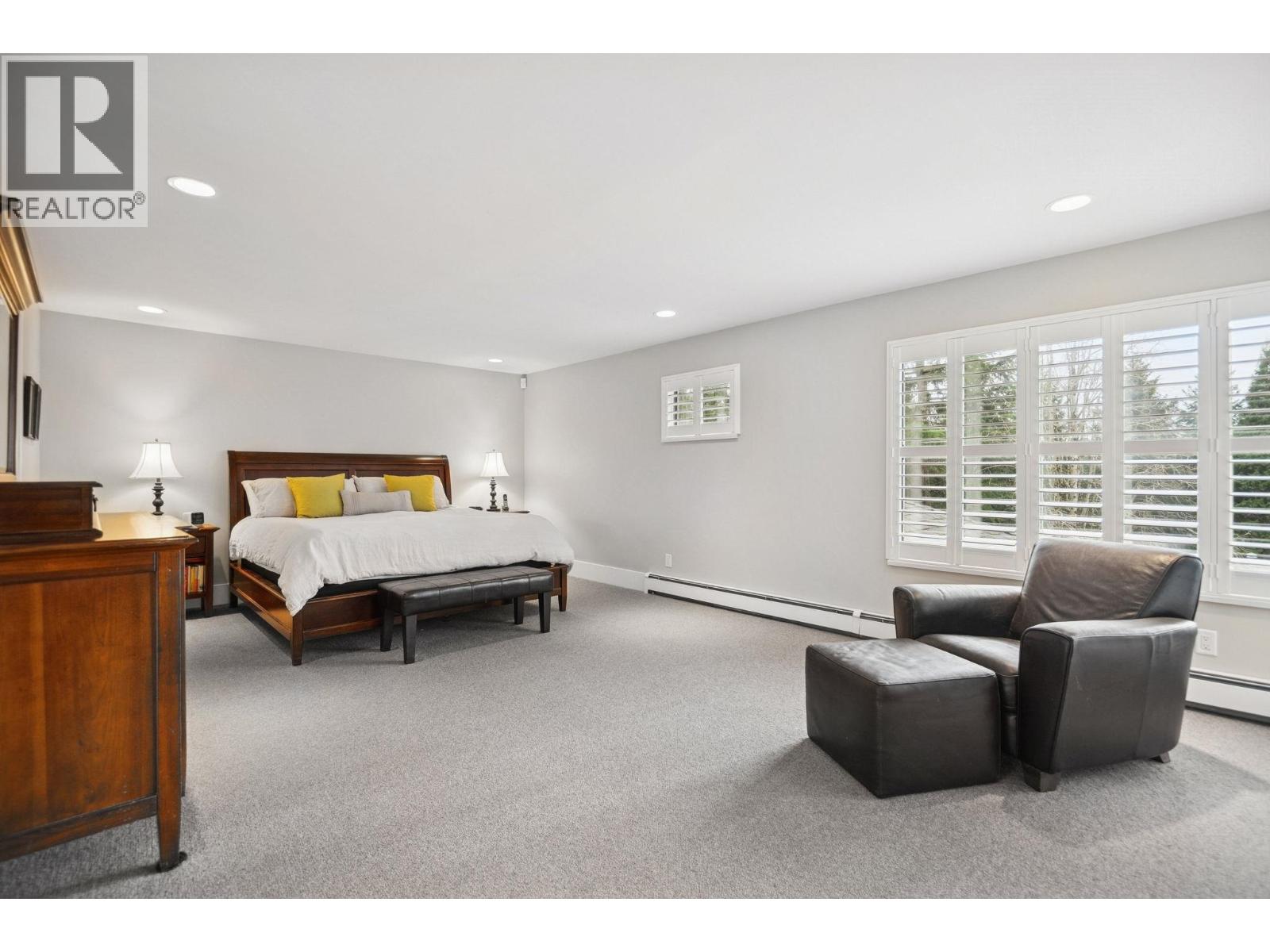 4828 NORTHWOOD PLACE, West Vancouver