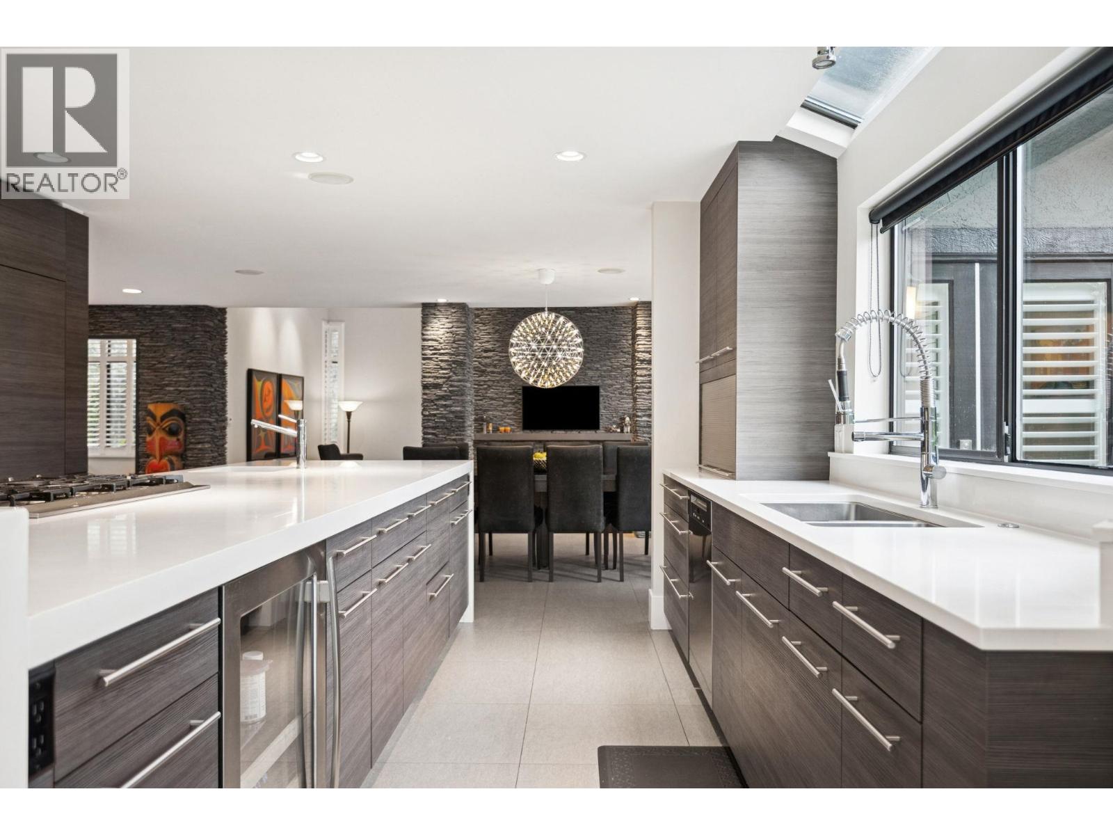 4828 NORTHWOOD PLACE, West Vancouver