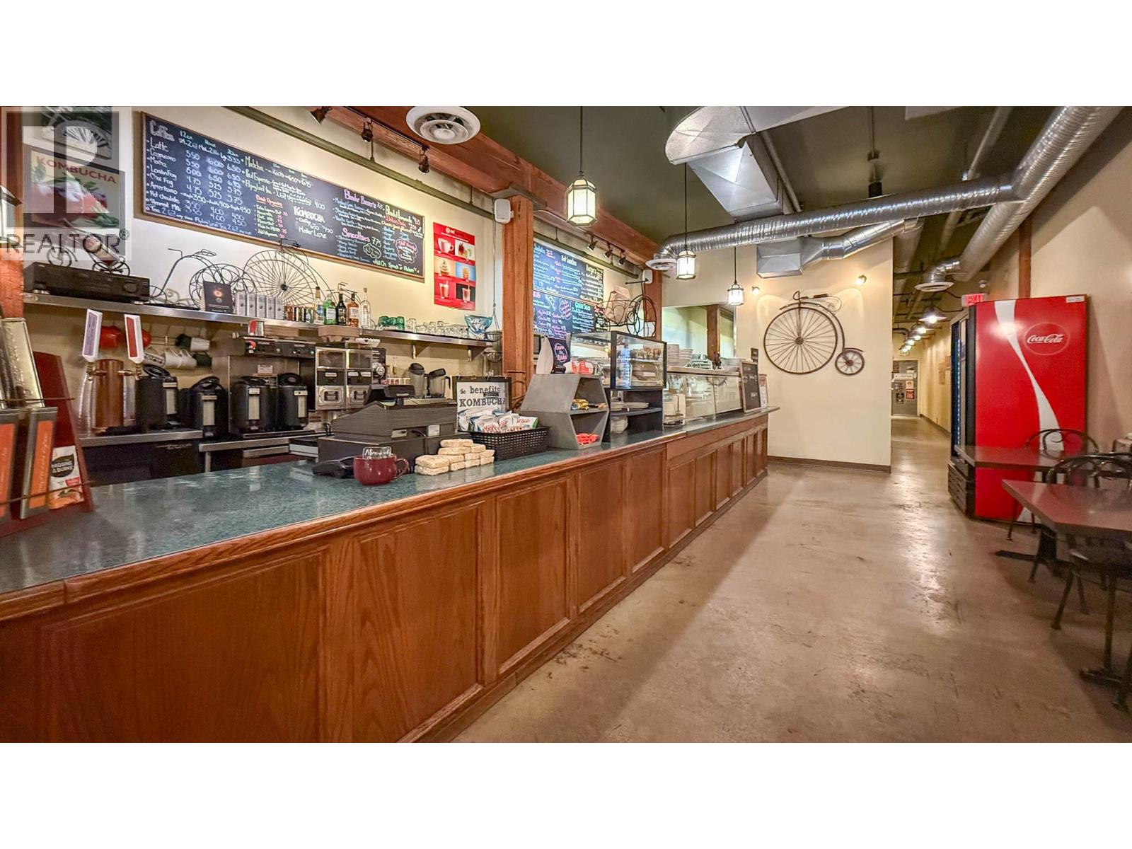 101 1357 Ellis Street, Kelowna