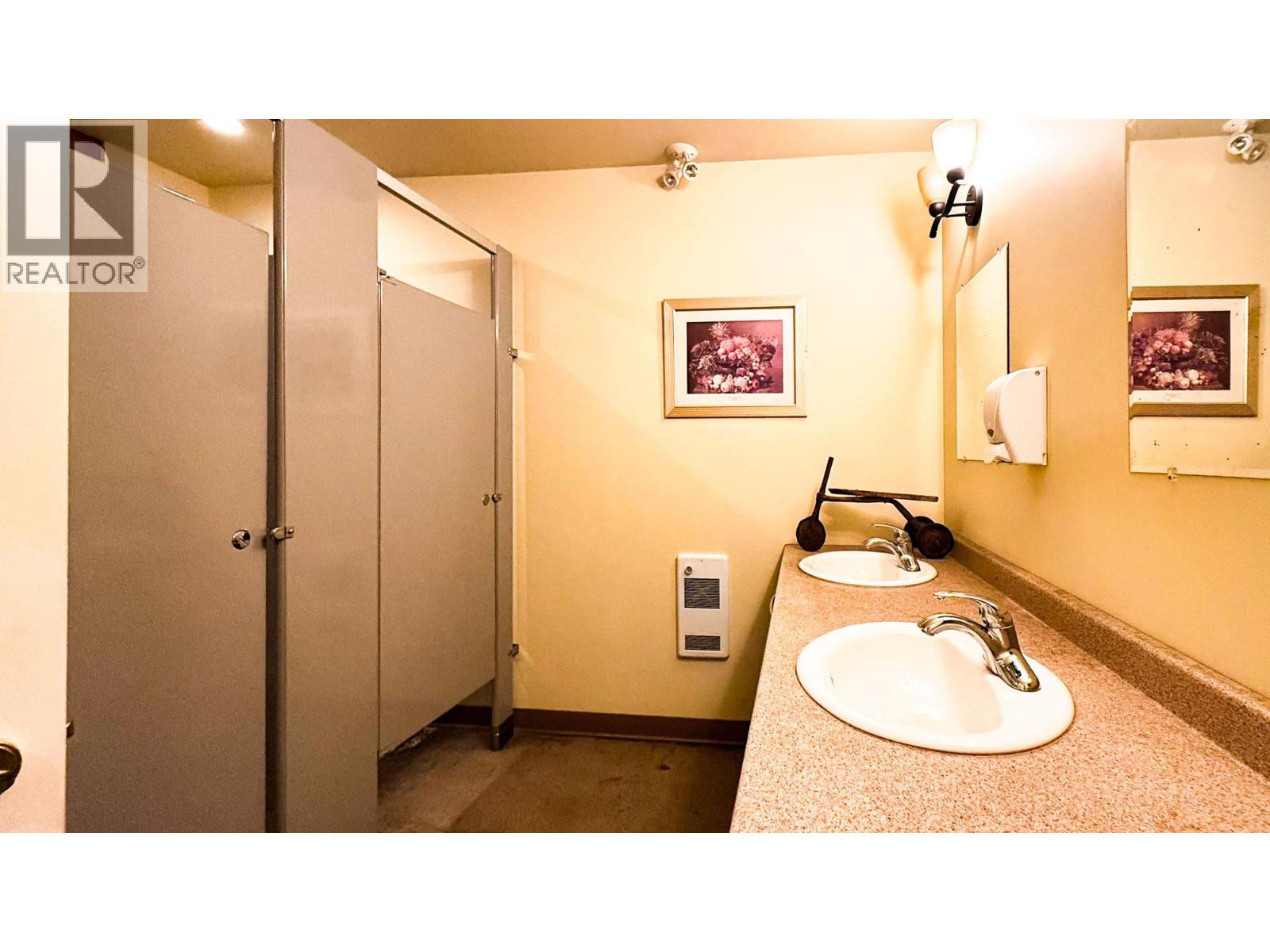 101 1357 Ellis Street, Kelowna