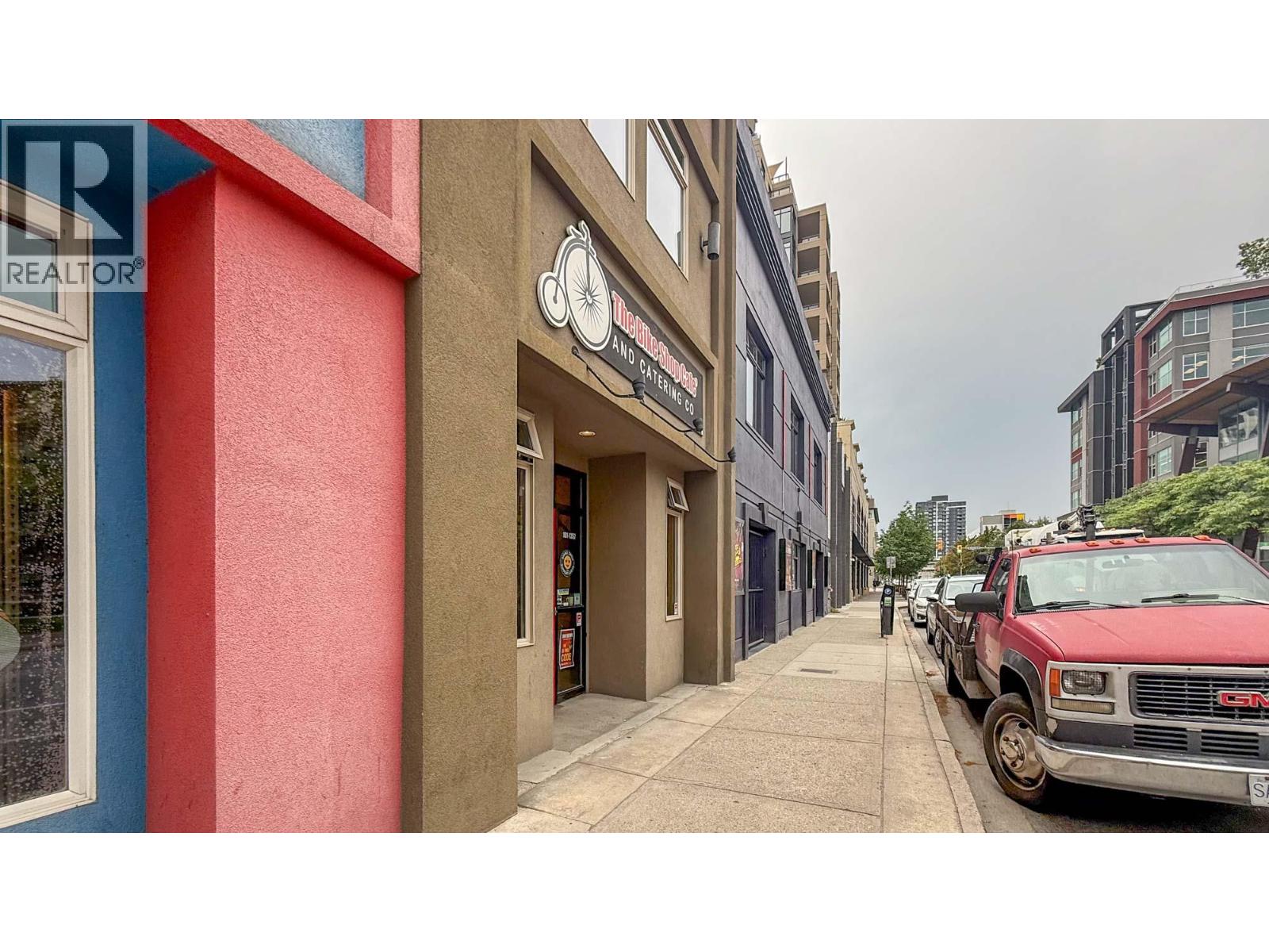 101 1357 Ellis Street, Kelowna