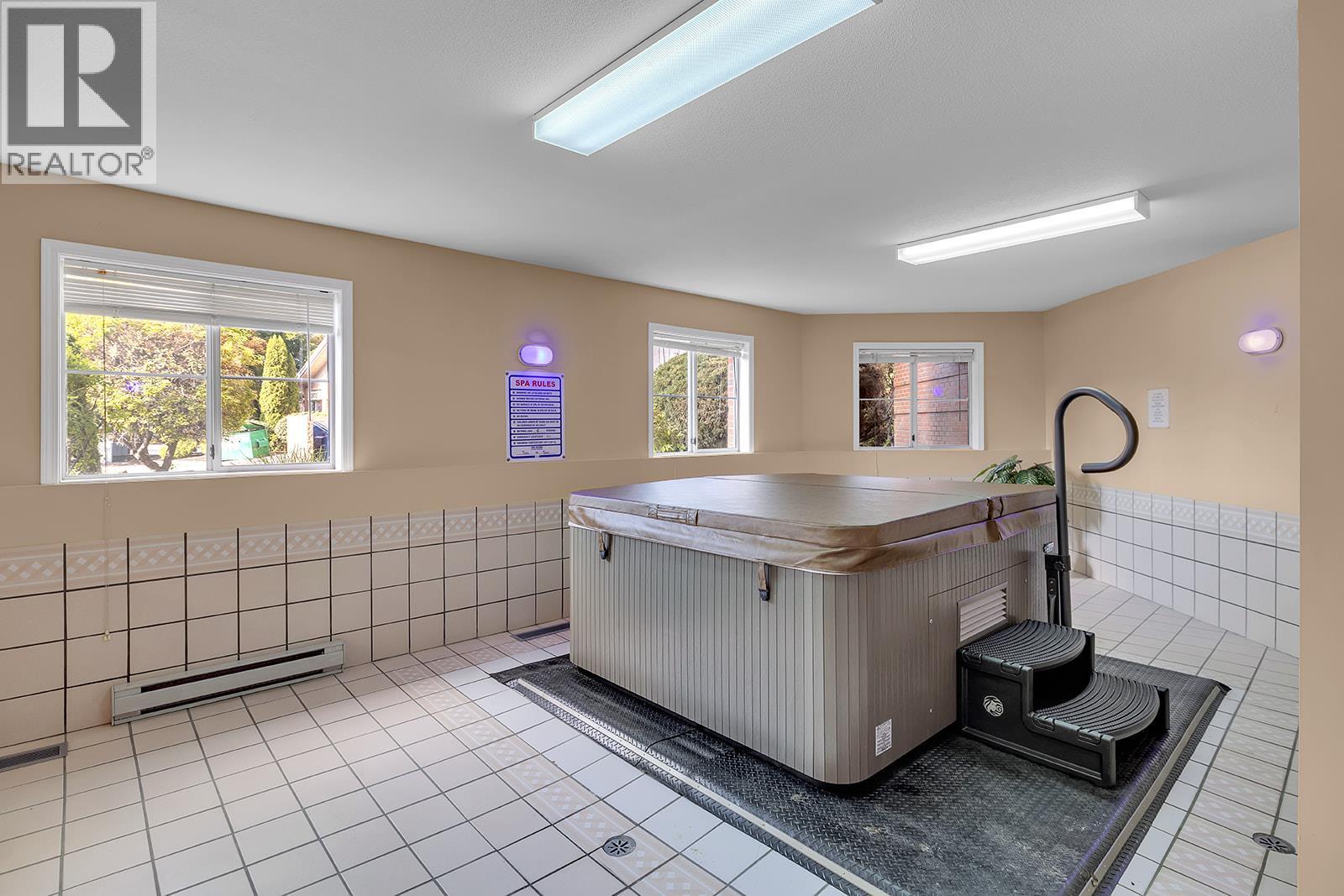 203 769 KLO Road, Kelowna