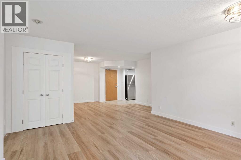 Single Family House for Sale in    Avenue SW Downtown West End Calgary 