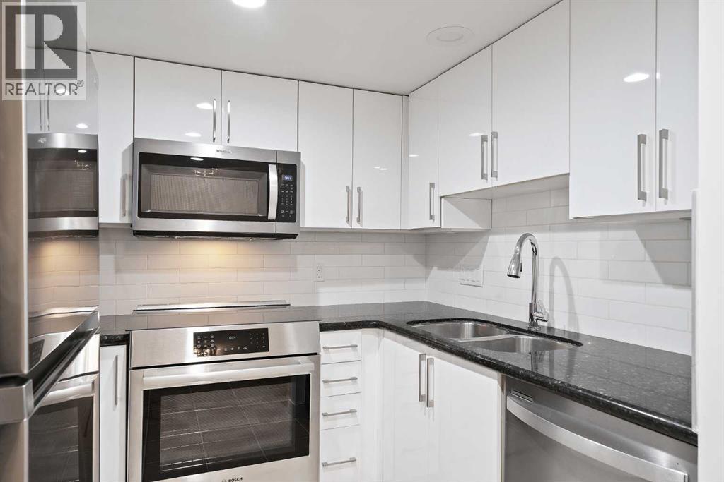 Single Family House for Sale in    Avenue SW Downtown West End Calgary 