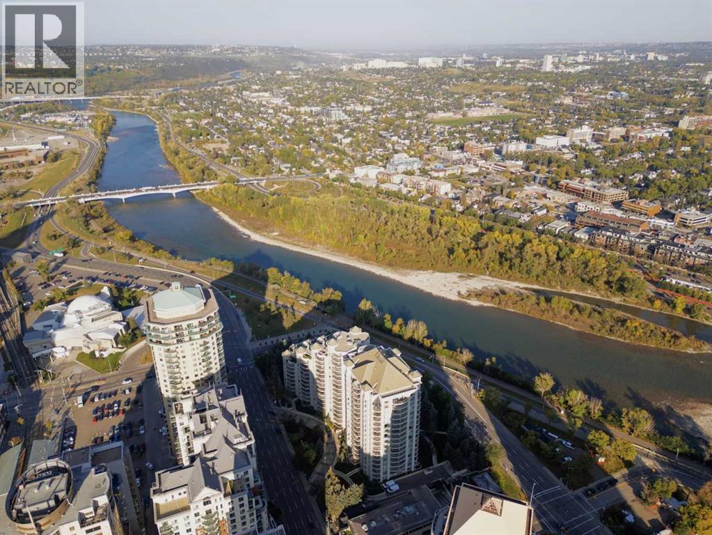 Single Family House for Sale in    Avenue SW Downtown West End Calgary 