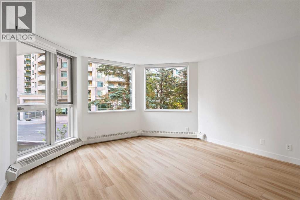 Single Family House for Sale in    Avenue SW Downtown West End Calgary 