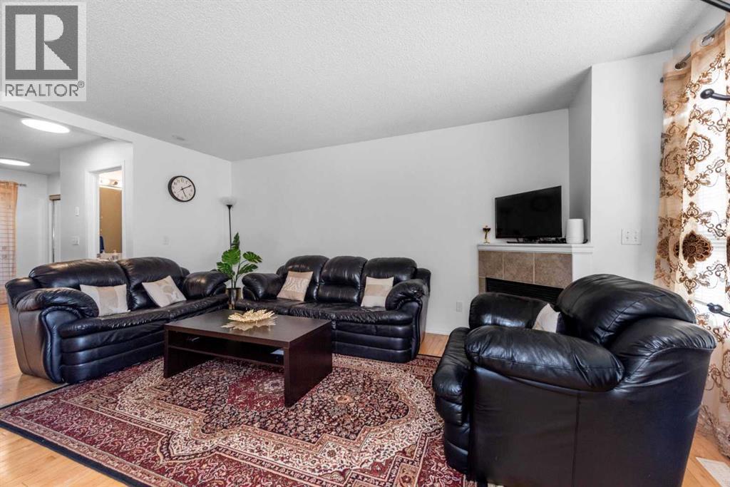 Single Family House for Sale in   Tarawood Lane NE Taradale Calgary 